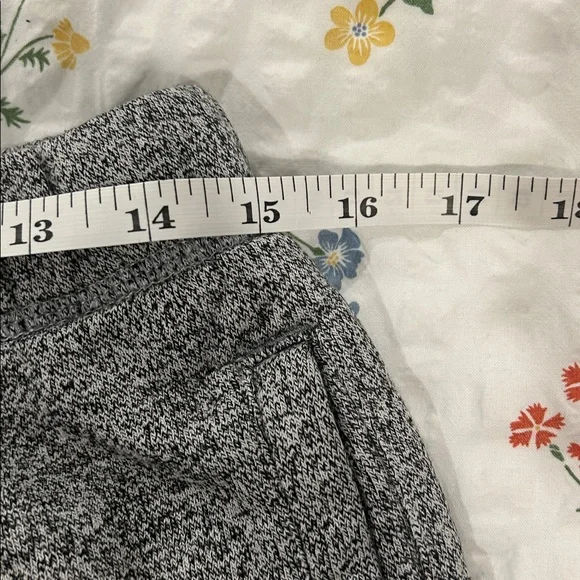 🦫roots sweats - Picture 4 of 5